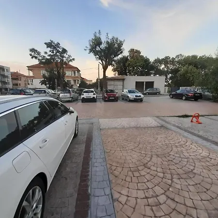 слънце и море сарафово Apartamento Burgas