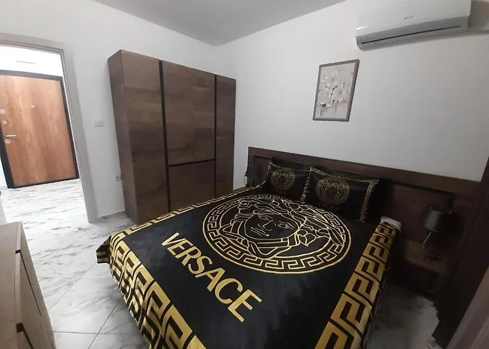 слънце и море сарафово Μπουργκάς